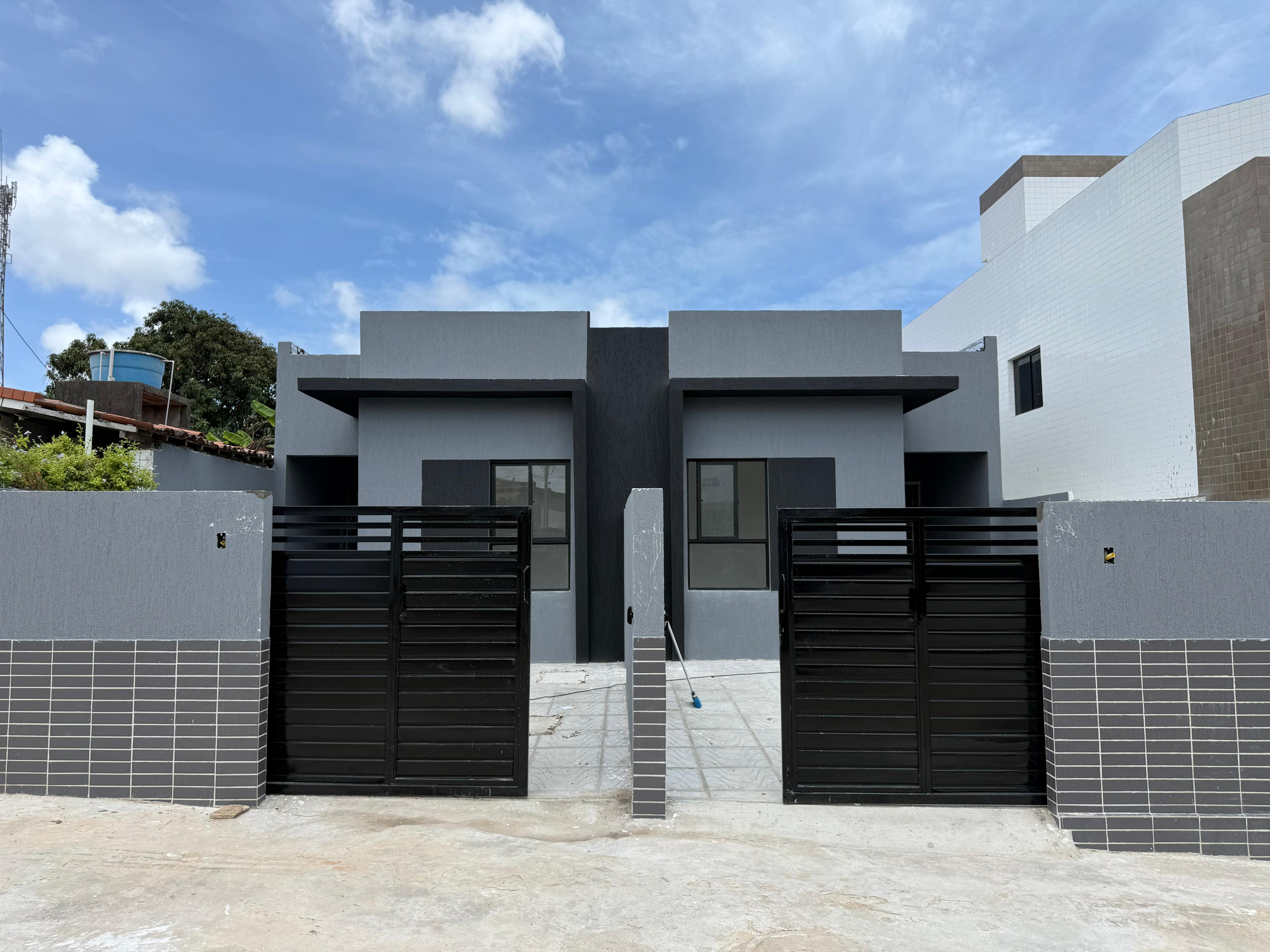 CASA TERREA COM 3 QUARTOS A VENDA NO JOSE AMERICO